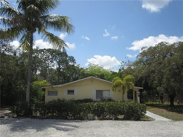1st image of 4241 Tarpon Ave APT 3