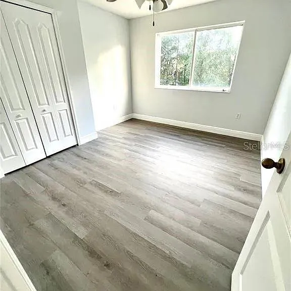 12946 Grovehurst Ave — Photo 10