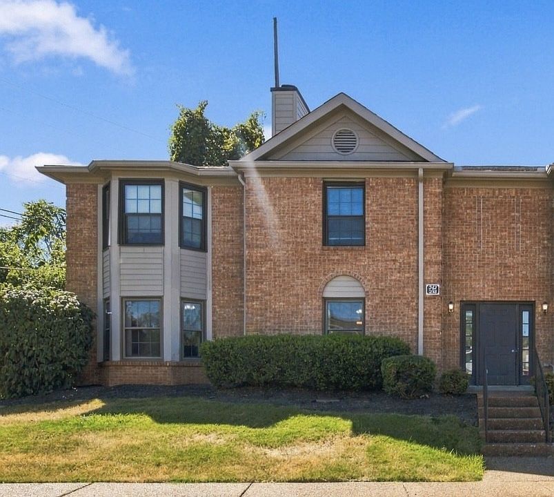 1st image of 238 Ellington Pl