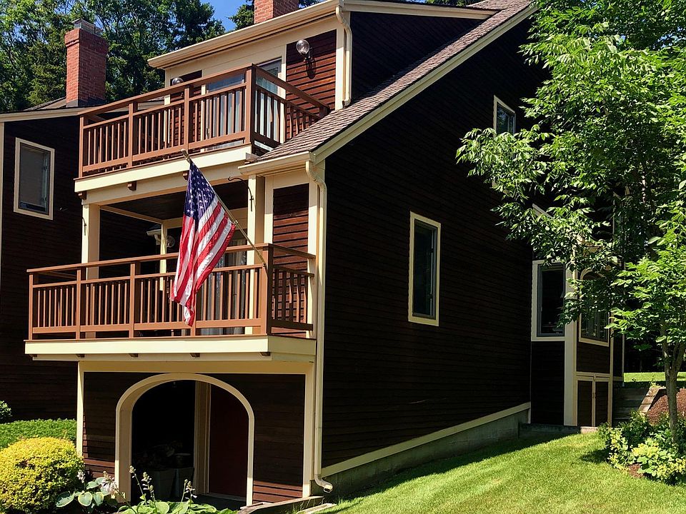 1st image of 36 Harbor Dr #36