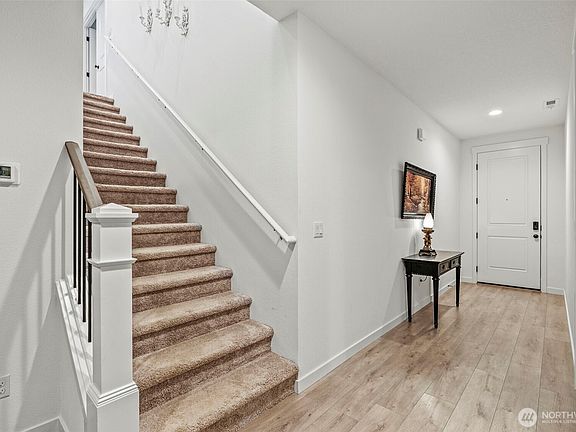 4th image of 17904 NE 46th Court