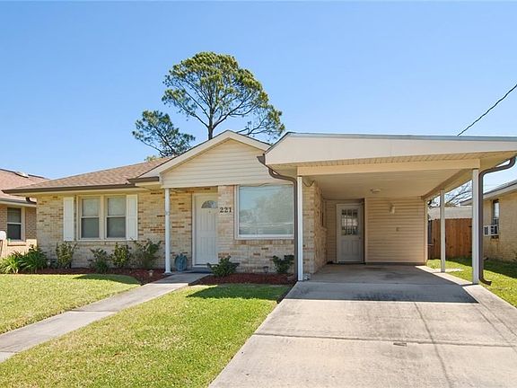 2nd image of 221 N Bengal Rd