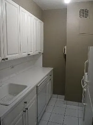 Rented by Corcoran | media 14