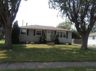 3422 Emerling Dr, Blasdell, NY 14219