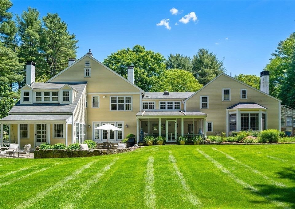 1st image of 4 Claybrook Rd