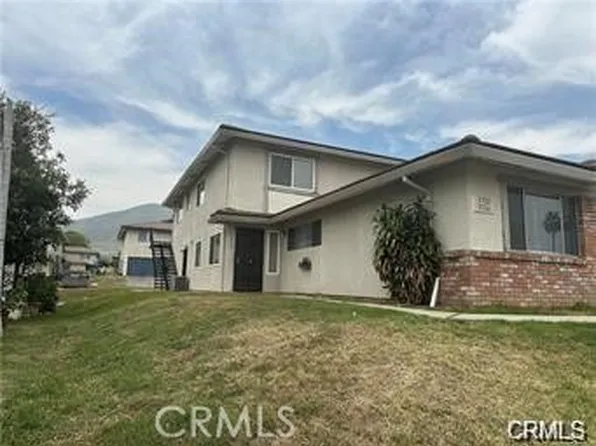 3532 Rainbow Ln, Highland, CA 92346