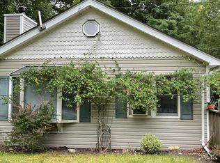 115 Madison Trl, Hopatcong, NJ 07843