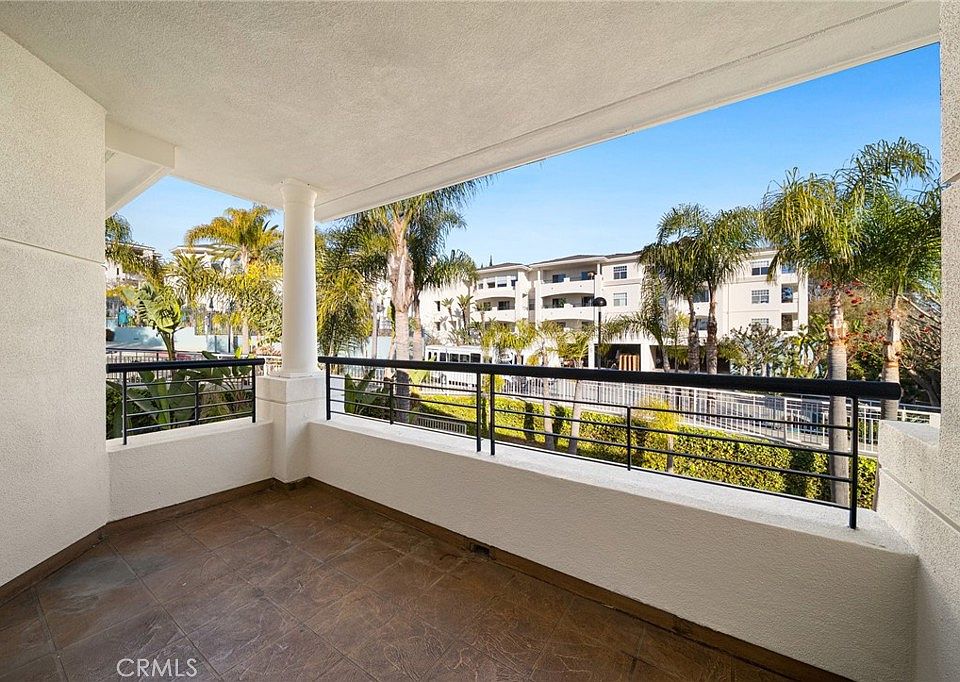 1st image of 25442 Sea Bluffs Dr Unit 302