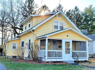 34 Seymour St, Windsor, CT 06095