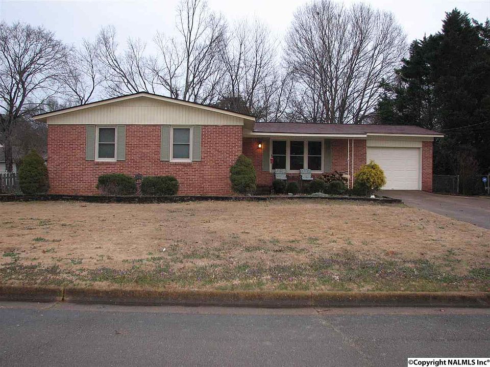 1st image of 10009 Hogan Dr SE