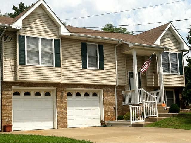 1st image of 789 Leigh Ann Dr