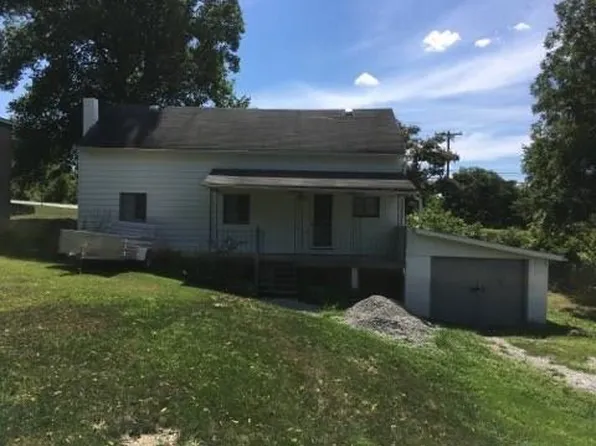 104 Anna Regal St, Grindstone, PA 15442