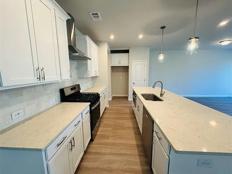 4645 Amethyst Cv — Photo 5