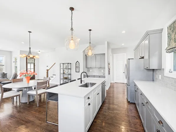 931 30th Ave N, Nashville, TN 37209