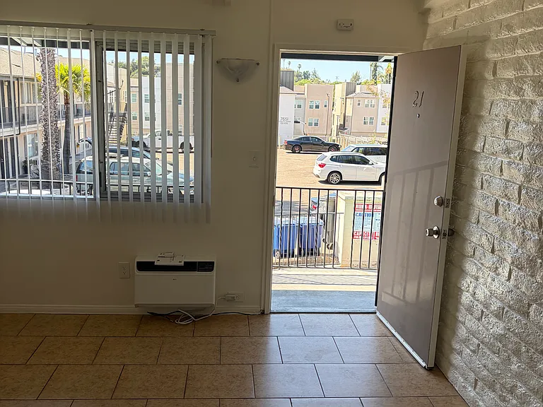 4465 Rosebud Ln #21 — Photo 8