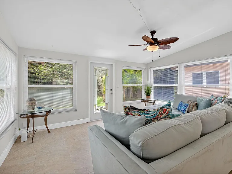 283 Imperial Ln — Photo 36