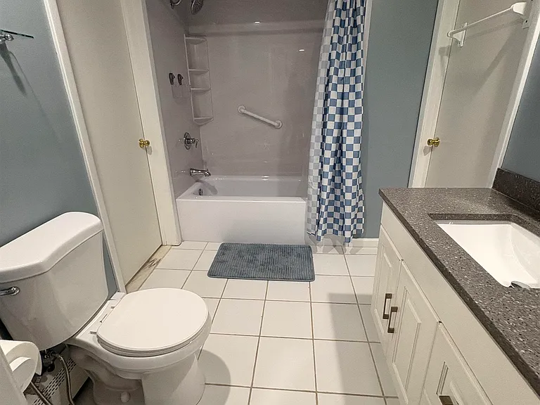 32 Franklin St #2 — Photo 8