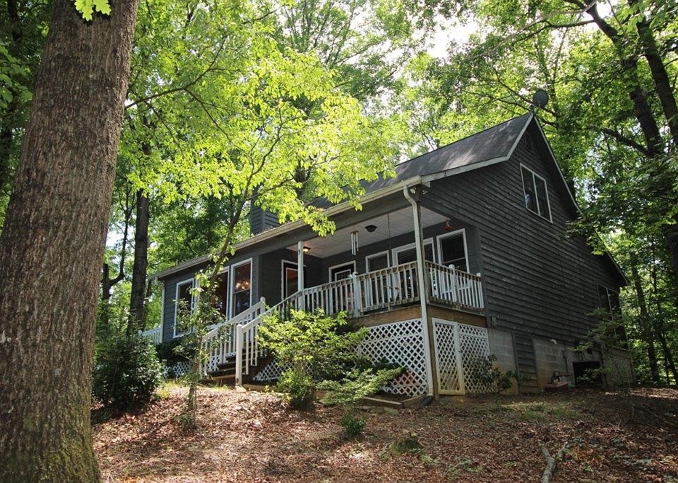 1st image of 257 Dogwood Ct #3