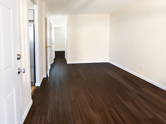 2nd image of 266 Throggs Neck Blvd Floor 1