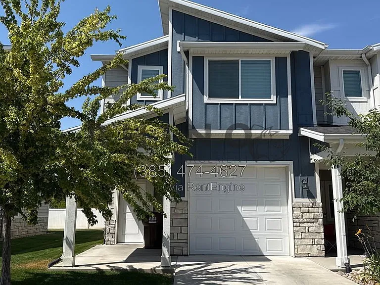 352 E 1850 N #13 — Photo 1
