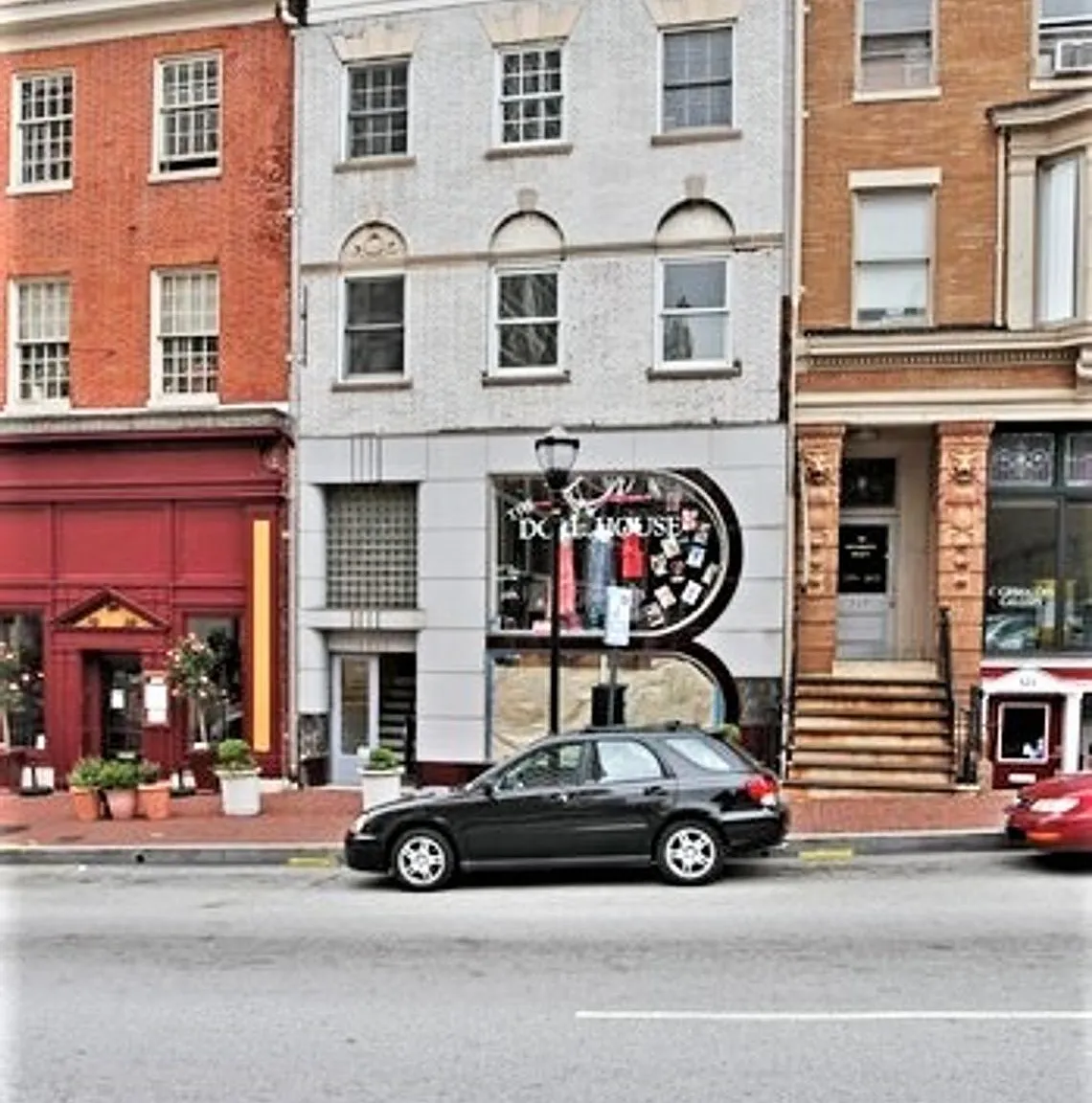 525 N Charles Street — Photo 2