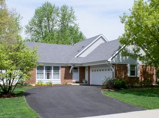 325 Cedarbrook Rd, Naperville, IL 60565