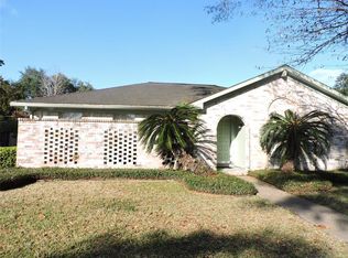 9102 Hazen St, Houston, TX 77036