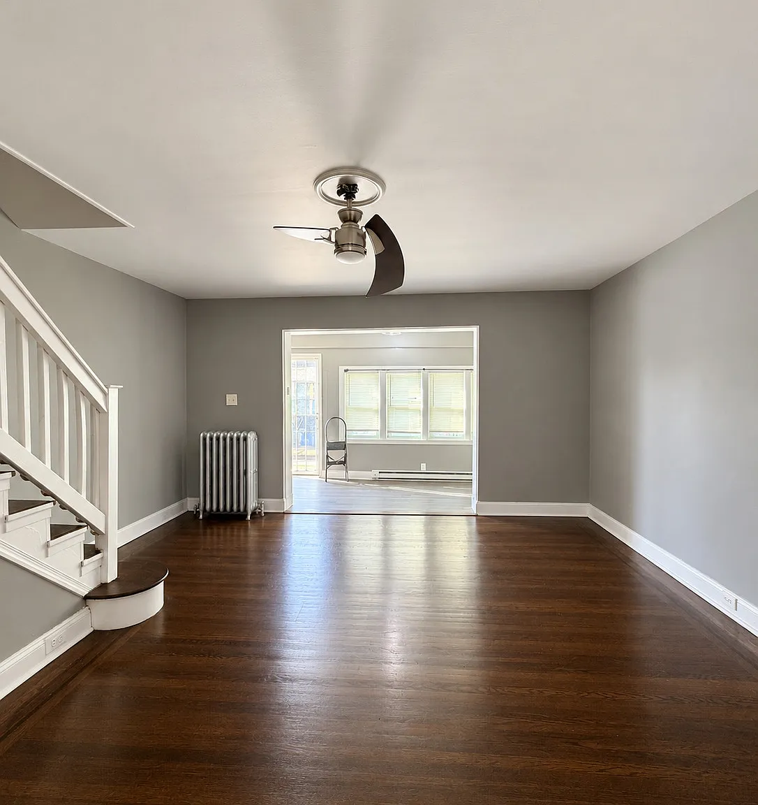 Pet-Friendly 3-Bedroom Townhome with In-Home Laundry in Southwest Philadelphia — Photo 2