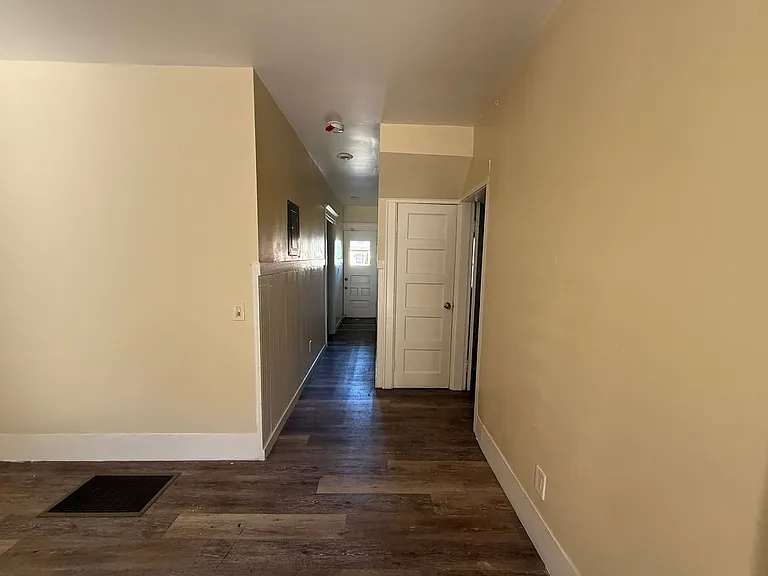 2535 Filbert Street — Photo 5