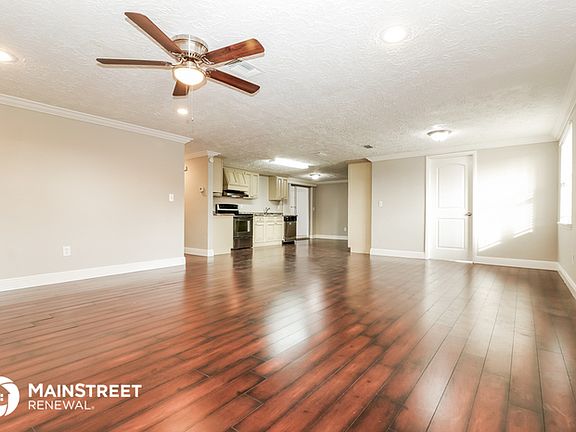 4th image of 3519 Cincinnati Dr
