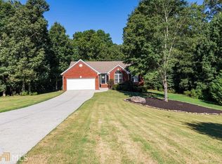 5776 Rolling Meadow Ln, Flowery Branch, GA 30542