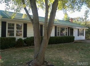 5928 Antire Rd, High Ridge, MO 63049