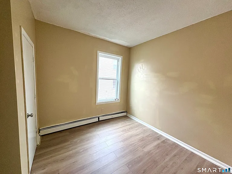 202 Bellevue St #A — Photo 8