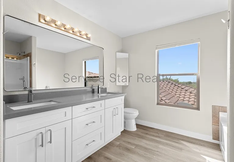 7500 E Deer Valley Rd #31 — Photo 19