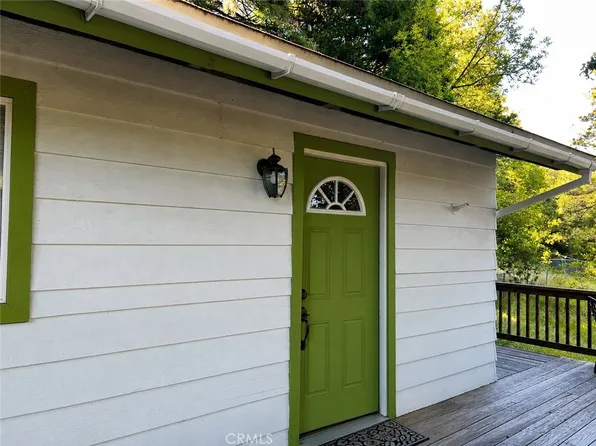 23788 Zuger Dr, Crestline, CA 92325