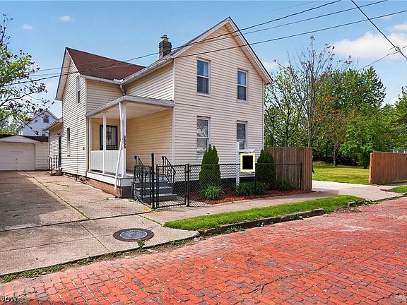 2nd image of 3346 W 59th Pl