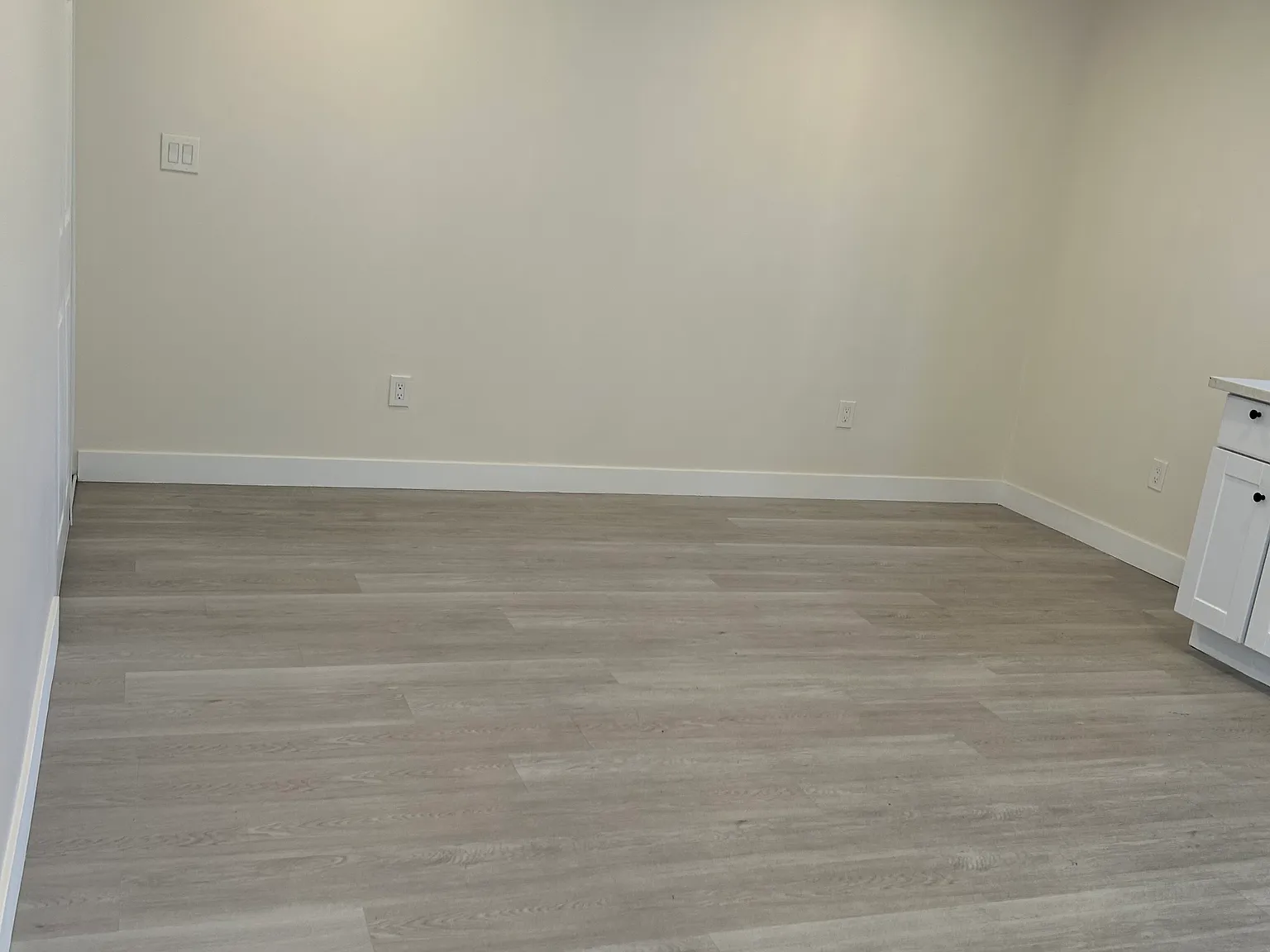 3 bed, 1233 sqft, $1,950 — Photo 2