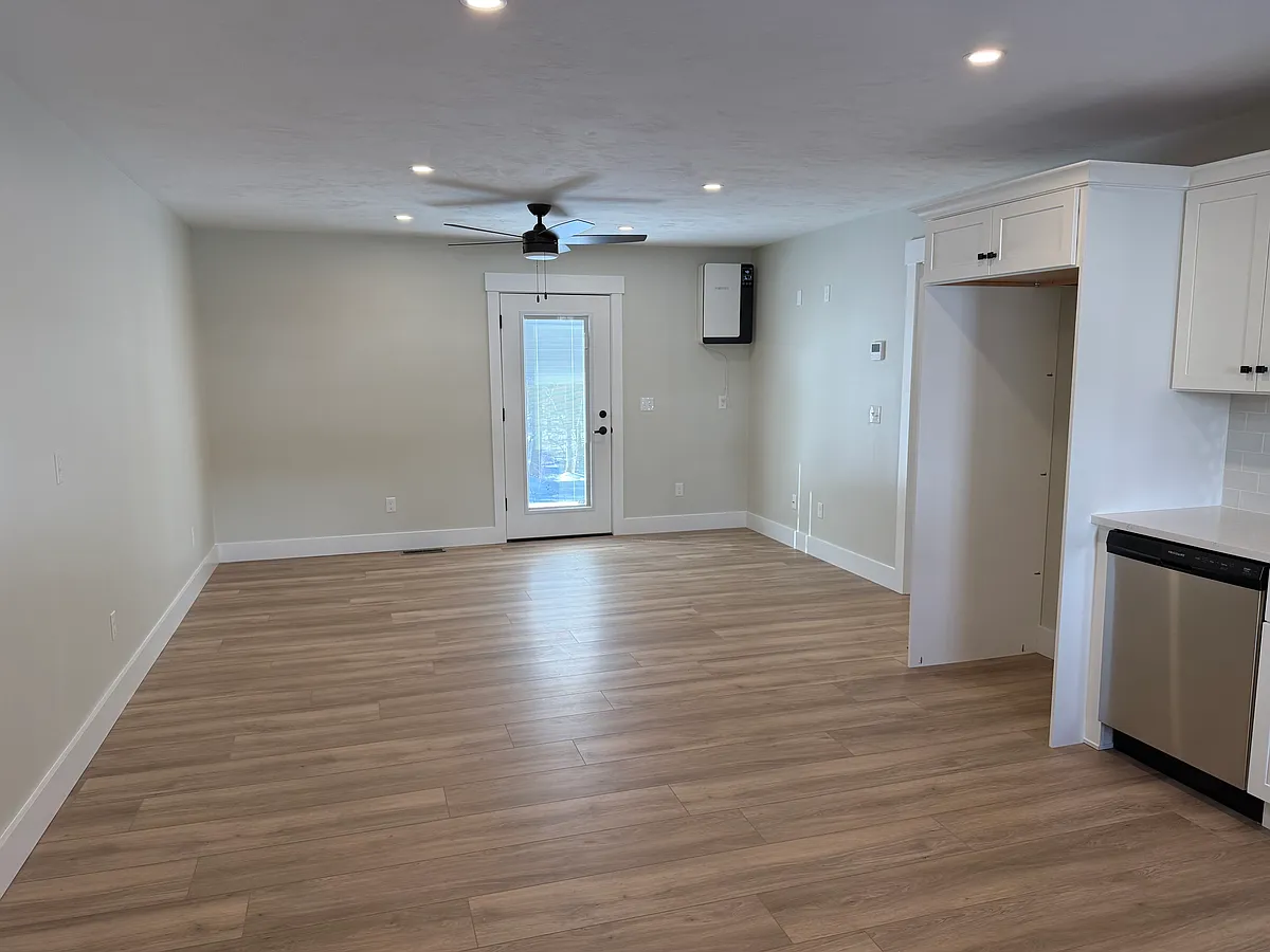 Building Photo - 480 Wareham St #31