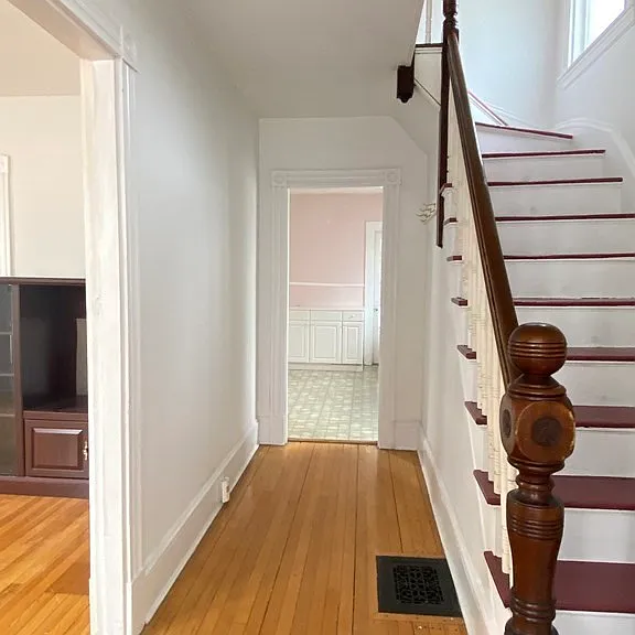 65 Young St — Photo 30