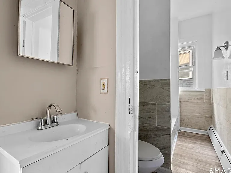 37 Plaza Ave #1 — Photo 9