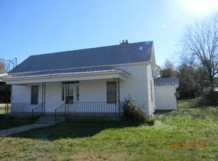 348 W Railroad Ave, Batesburg, SC 29006