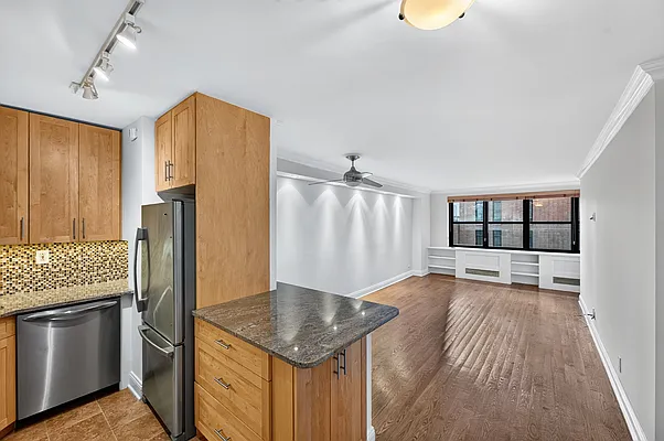 Living room, photo 13