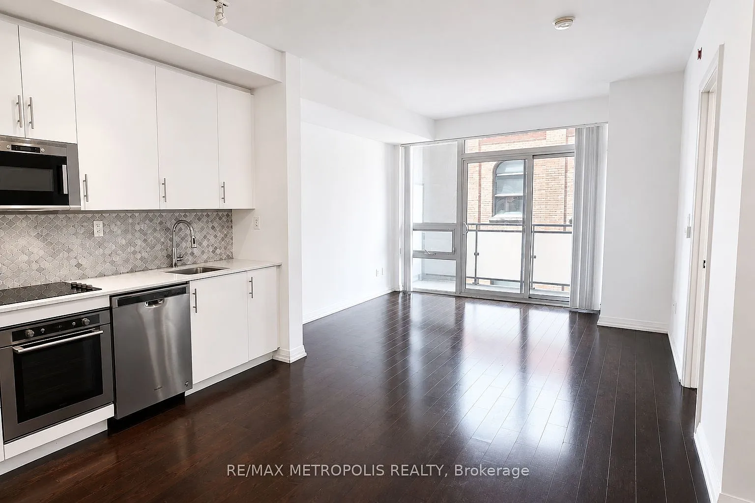 2 bed, $2,450 — Photo 4