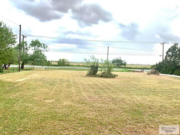 3rd image of 1745 State Highway 186 E
