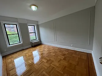 Rented by Sterea Agency