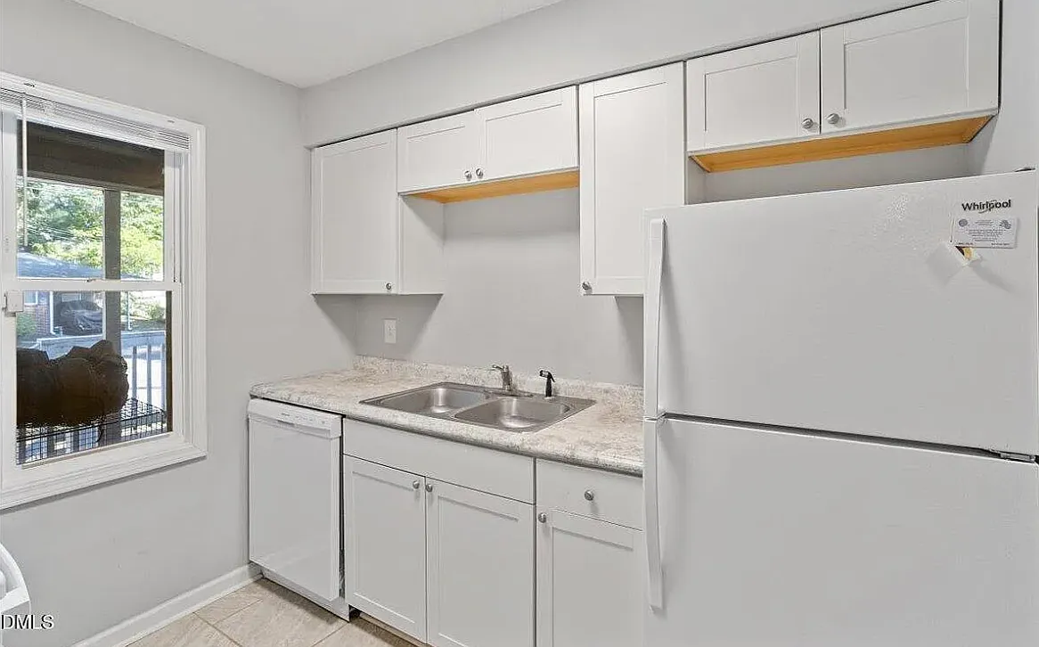 2 bed, 800 sqft, $1,250 — Photo 4