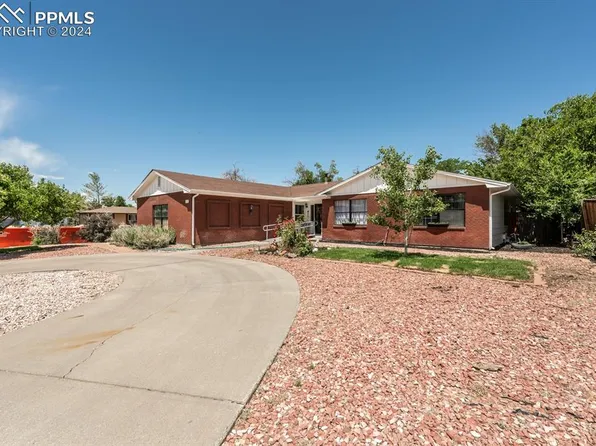 17 Queensbridge Dr, Pueblo, CO 81001