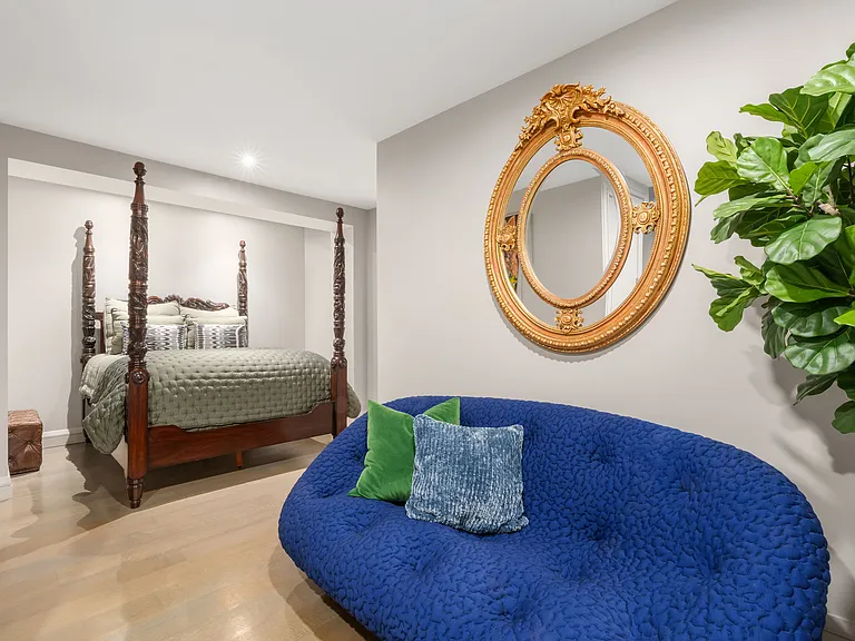 159 W 24th St #1A — Photo 7