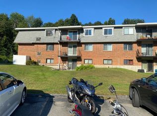 176 Maple Ave APT 3-7, Rutland, MA 01543