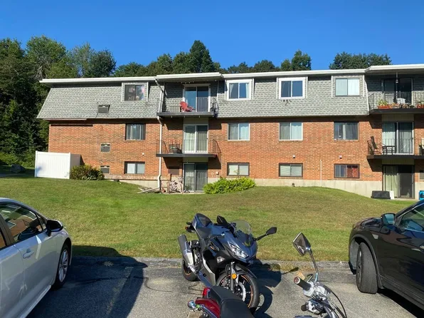176 Maple Ave APT 3-7, Rutland, MA 01543